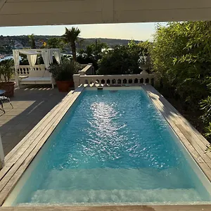 Pavi Apartments Vila Amalia Appartamento